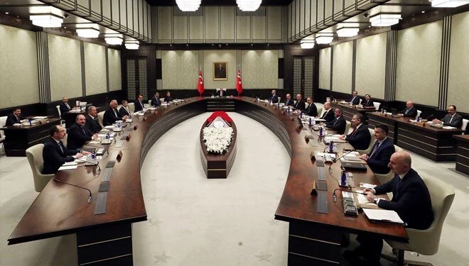 Cumhurbaşkanlığı Kabinesi Rusya-Ukrayna gündemiyle toplanıyor