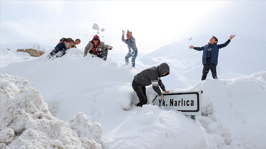 Köylerde "beyaz esaret" yaşanıyor