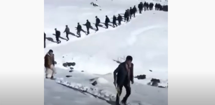 Kar, kış demeden akın akın geliyorlar