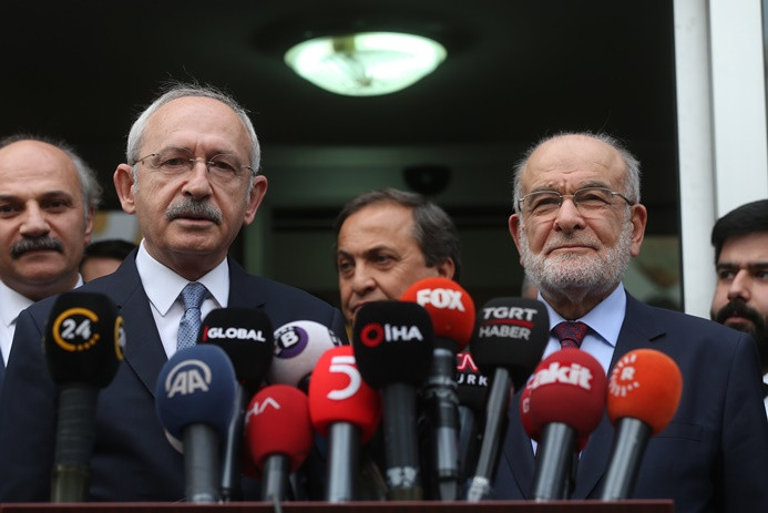 Kılıçdaroğlu'ndan Karamollaoğlu'na ziyaret