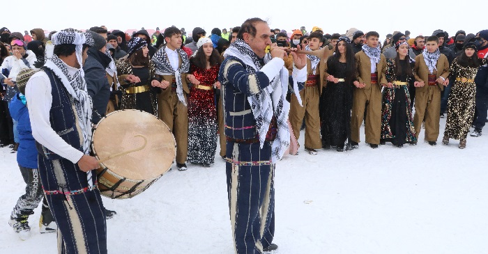 Hakkari'de 4. kar festivali başladı