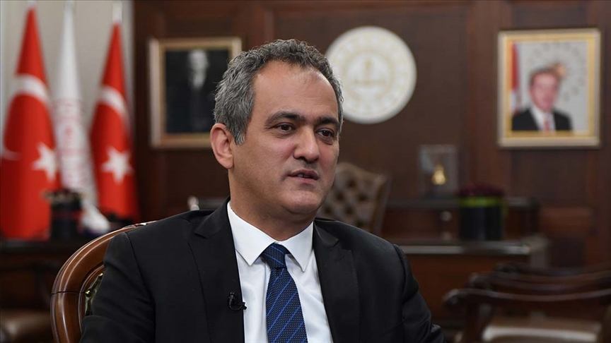 Milli Eğitim Bakanı Özer: İkinci dönemde de tüm sınıf kademelerinde yüz yüze eğitime devam edeceğiz