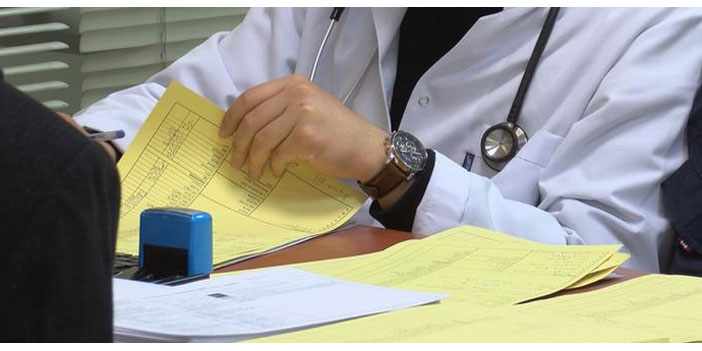 Hekimler özlük hakları için grevde