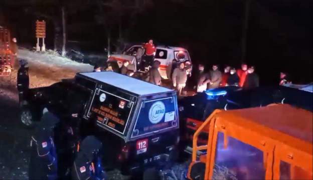 21 kişi mahsur kaldı