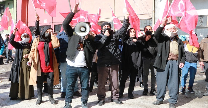 Hakkari'de Evlat nöbetine, 2 aile daha katıldı