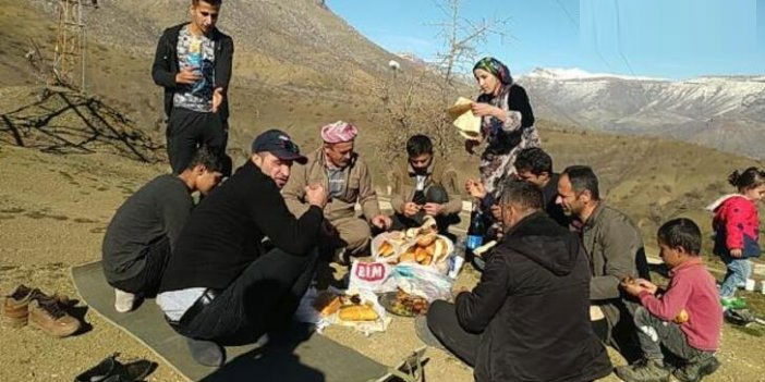 Kış ortasında Derecik'de piknik