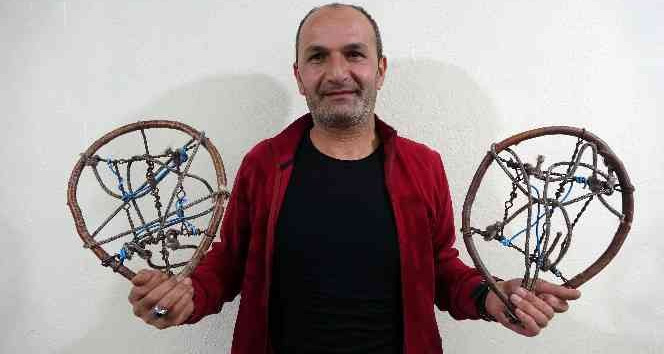 ‘Lekan' ayakkabısı teknolojiye direniyor