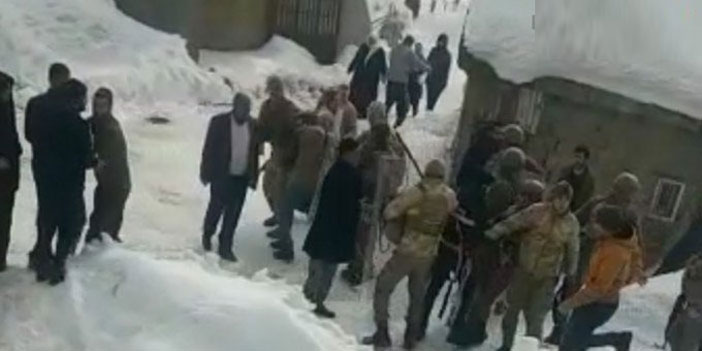 Yüksekova'da VEDAŞ ekibi ile vatandaşlar arasında gerginlik: 6 gözaltı