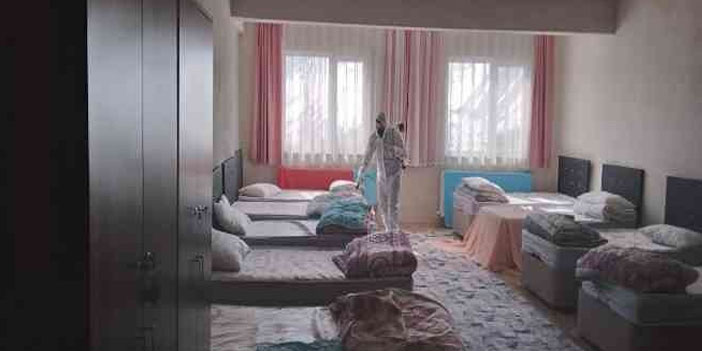 Hakkari'deki kurs binaları ilaçlandı