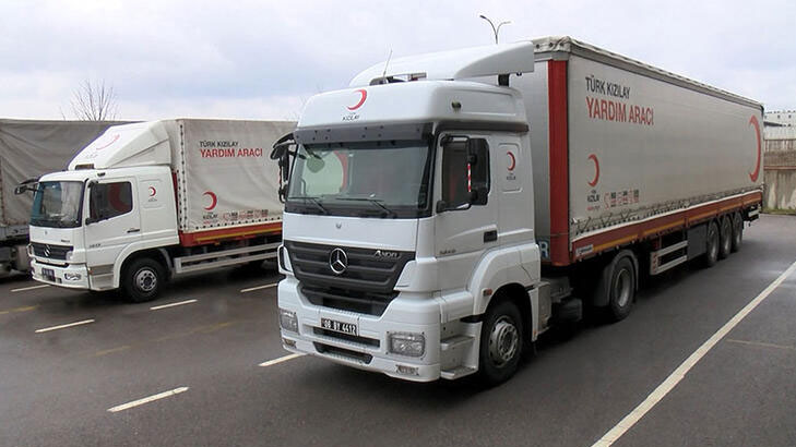 Türk Kızılay'ından Ukrayna'ya 5 TIR yardım