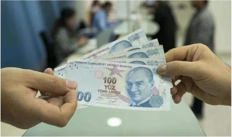 Burs ve kredi ödemeleri başladı