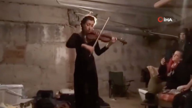 Sığınakta keman çaldı