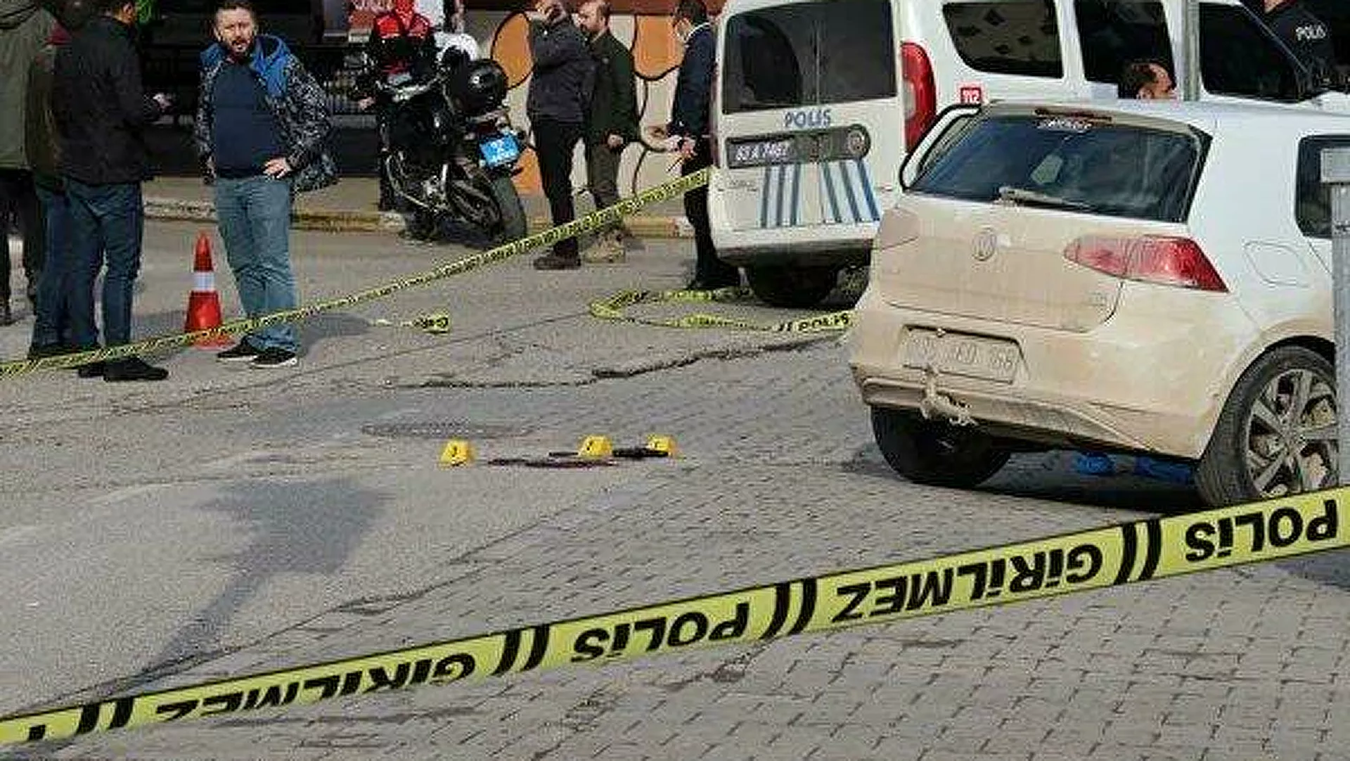 Şanlıurfa'da açılan ateş sonucu 2 polis hayatını kaybetti