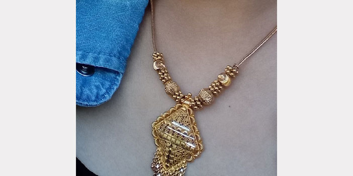 1 aydır kaybettiği kolyesini arıyor