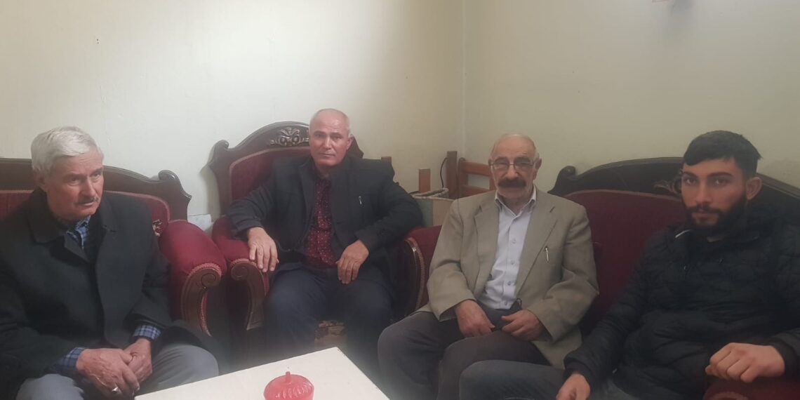 Savaşın ayırdığı aile yüz yıl sonra birleşti