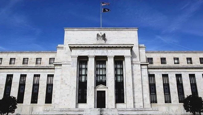Piyasalar FED kararını bekliyor