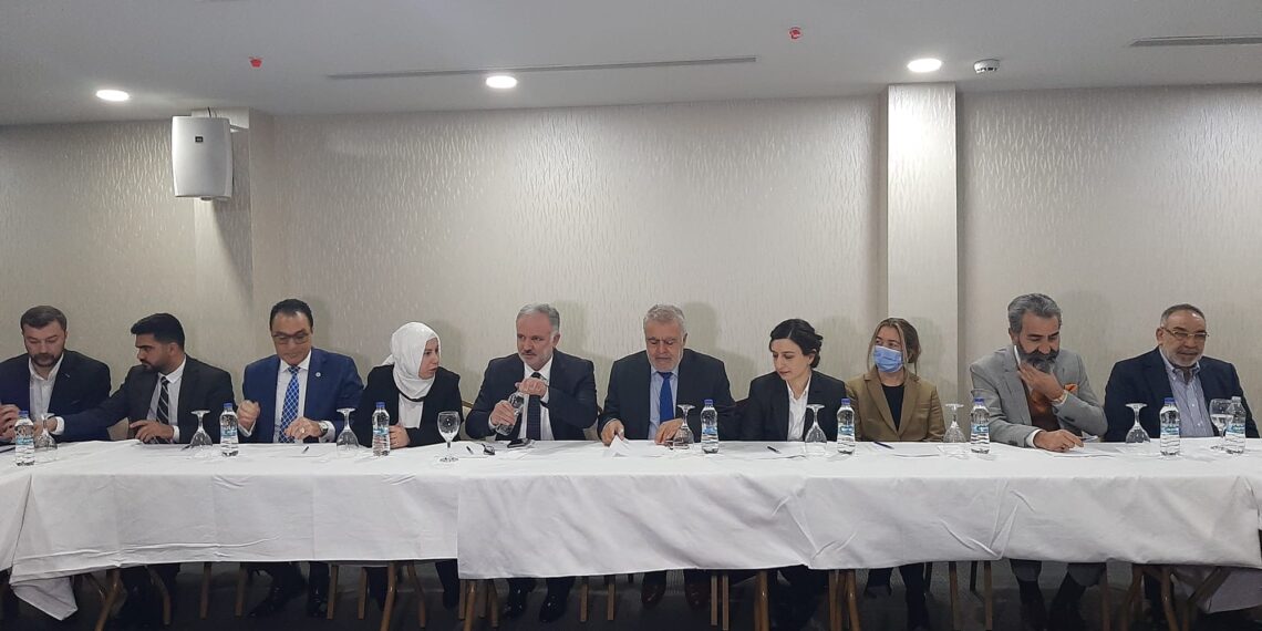 Eski Kars Belediye Başkanı Ayhan Bilgen yeni hareketini duyurdu