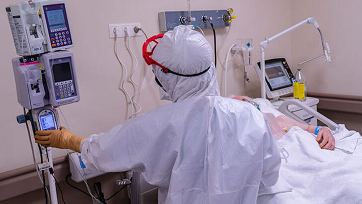 Koronavirüs salgınında günlük vaka sayısı 16 bin 894 oldu