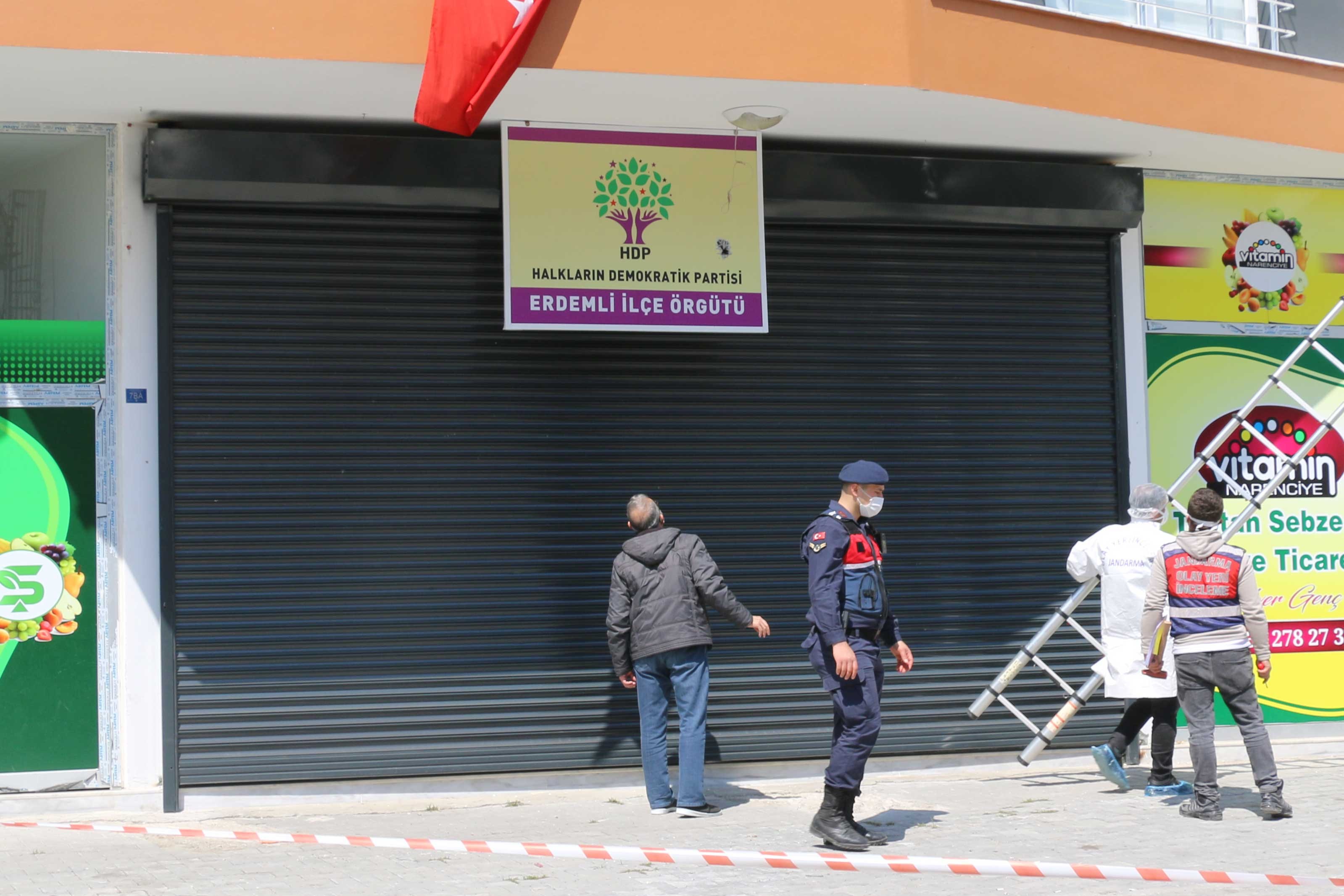 HDP  binasına silahlı saldırı