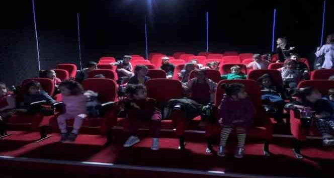 Minikler sinemayla buluştu