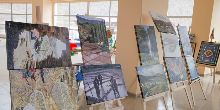 Hakkari Üniversitesi'nde Yöresel Kültür ve Sanat Tanıtım sergisi