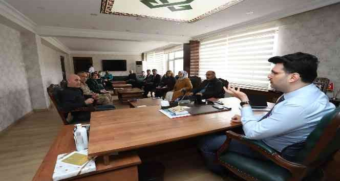 Çukurca da bağımlılıkla mücadele çalıştayı