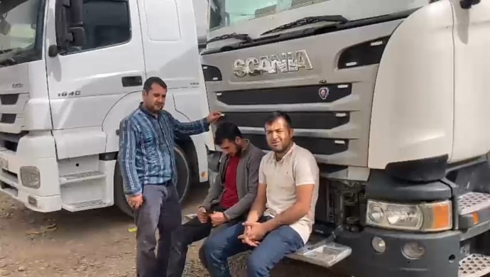 17 TIR şoförü Zaxo’da mahsur kaldı!