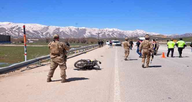 Yüksekova’da feci kaza: 1 ölü, 1 yaralı