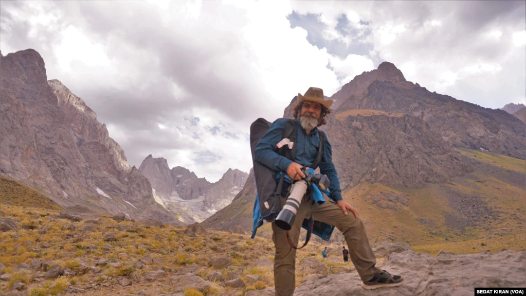 Hem çiftçi hem sanatçı