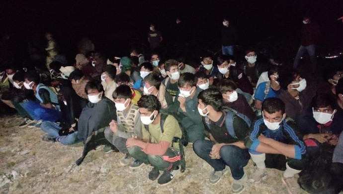 Van’da 101 mülteci gözaltına alındı