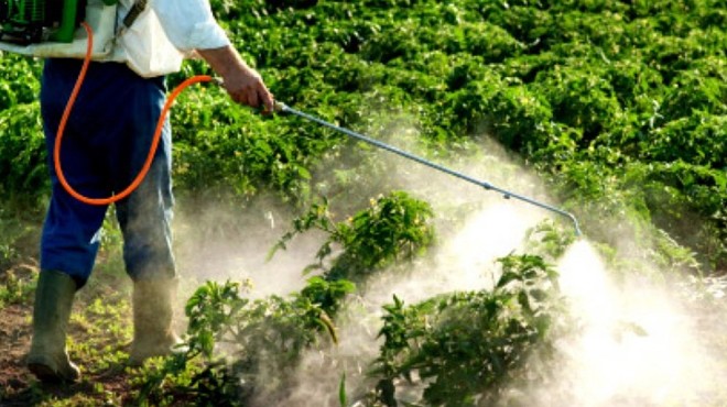 İlaçlama yapan çiftçi hayatını kaybetti