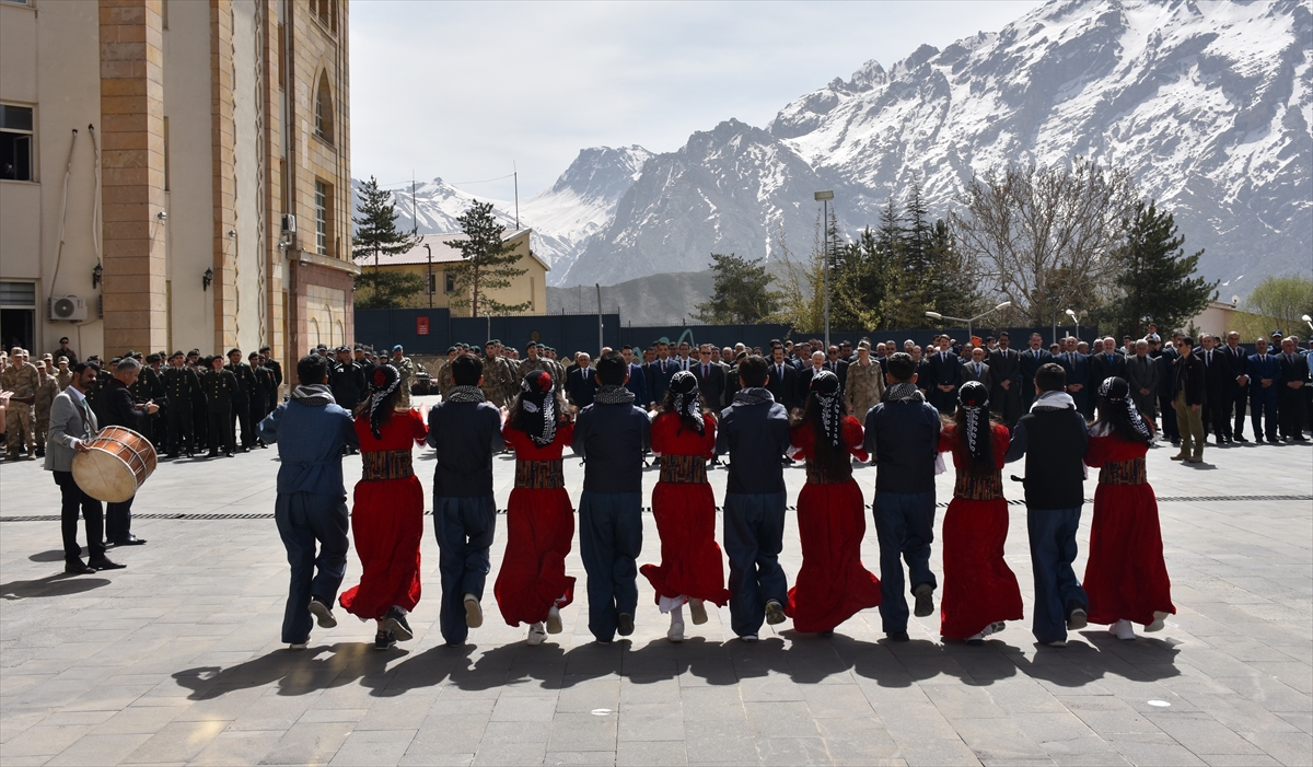 Hakkari'nin düşman işgalinden kurtuluşunun yıl dönümü kutlandı