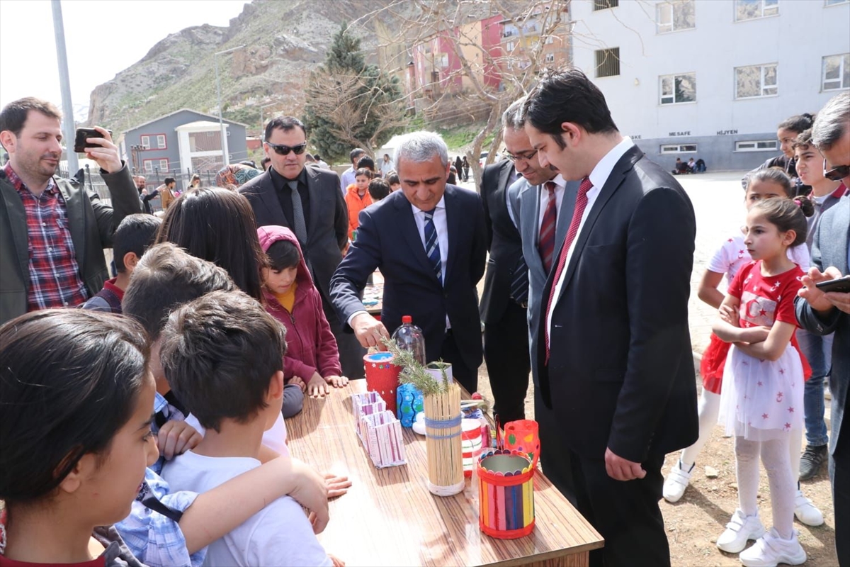 Hakkari'de Çevre Dostu 1000 okul projesi