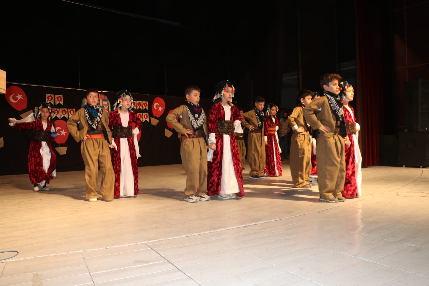 Hakkâri'de 23 Nisan coşkusu