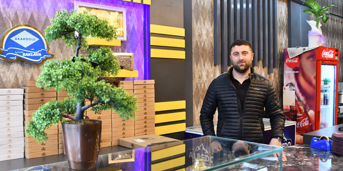 Akaroğlu Baklava iyi bayramlar diler