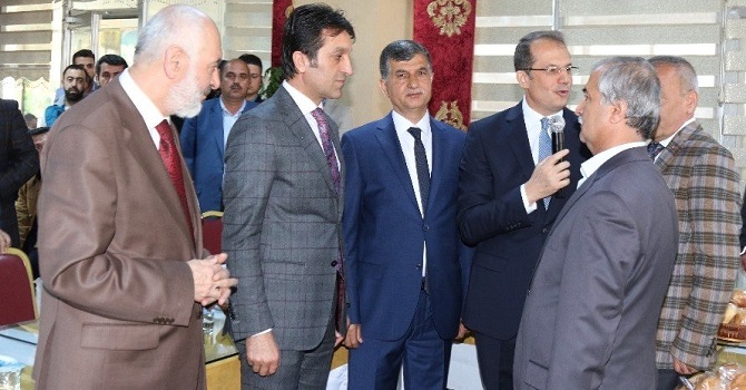 Van'da Husumetli Aileler Barıştırıldı