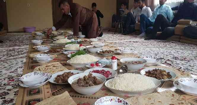 Asırlardır devam eden Bayram geleneği örf ve adetlerine göre kutlanıyor