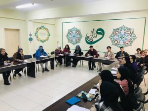 Öğretmen ve öğrencilerin Avrupa yolculuğu başladı