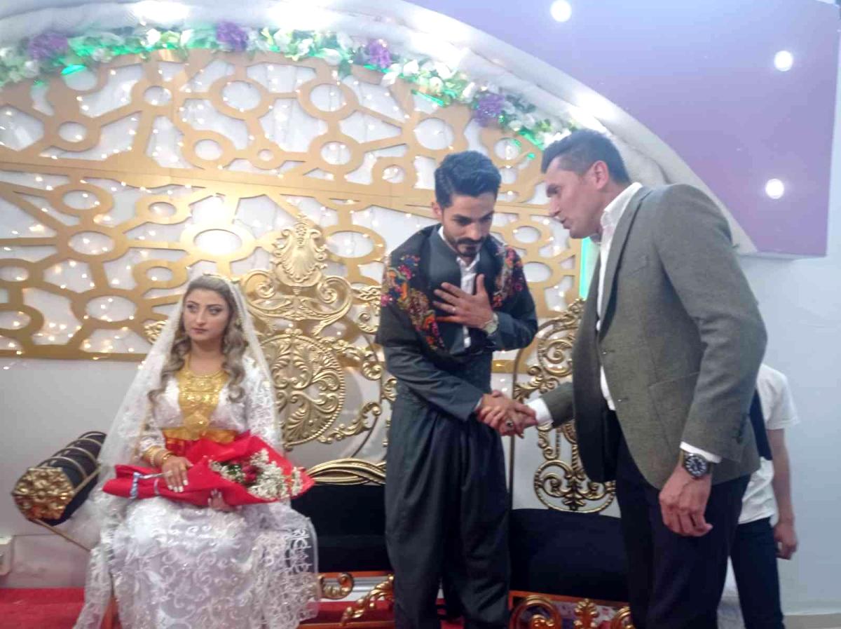 Vali Yardımcısı Kumbasar düğün törenine katıldı