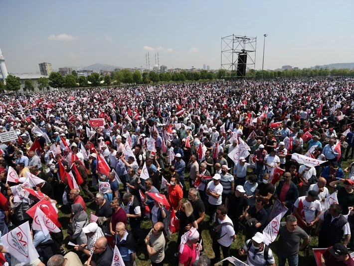 İstanbul'da EYT mitingi