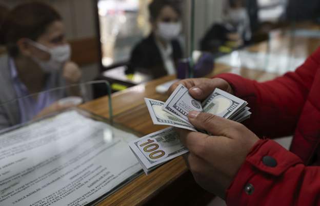 Dolar/TL kuru 16 sınırında