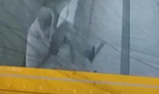 Oturduğu mermer kırılınca 3 metreden düşüp öldü