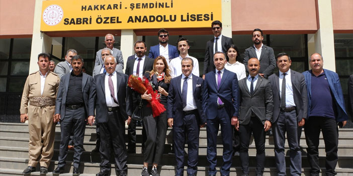 Özel Kardeşlerden Şemdinli'ye ziyaret