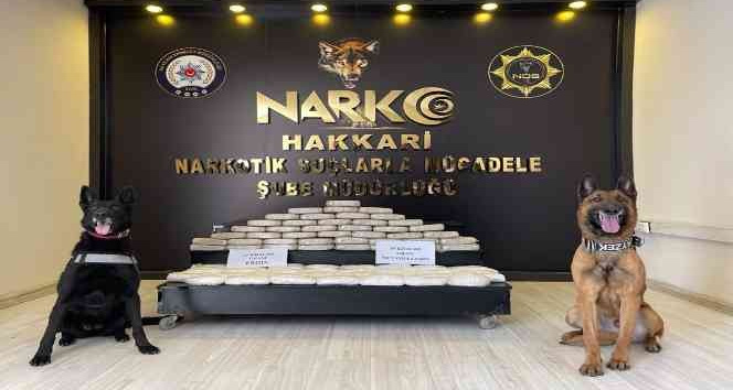 Yüksekova'da 41 kilo 200 gram uyuşturucu ele geçirildi