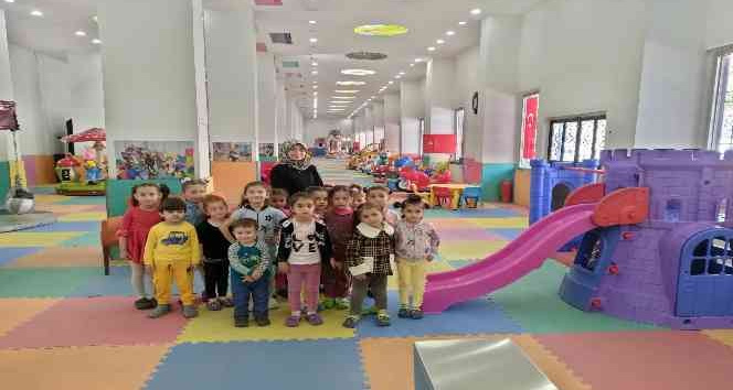 Kur'an kursu öğrencileri doyasıya eğlendi