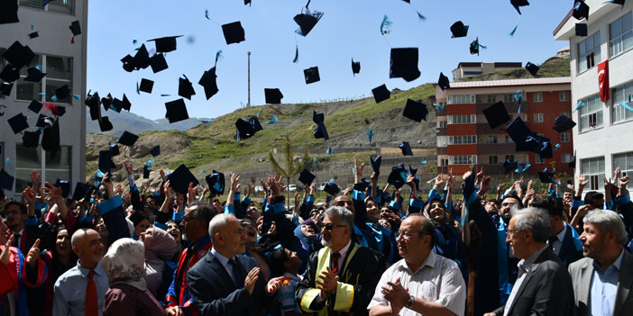 Hakkari Üniversitesinde mezuniyet töreni
