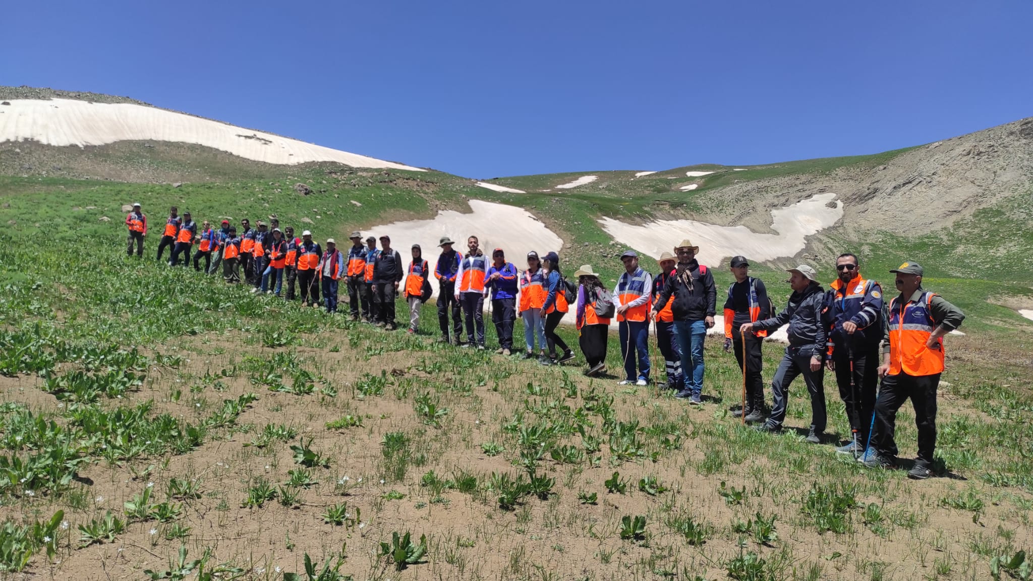 AFAD gönüllülerinden doğa yürüyüşü