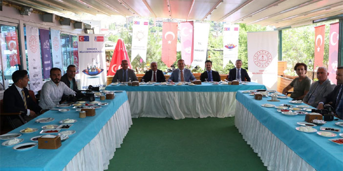 Vali Akbıyık: İlk defa Avrupa’ya öğrenci gönderiyoruz