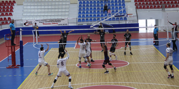 Hakkari Sportif Diyarbakır'a yenildi
