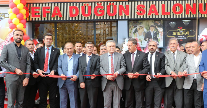 Hakkari'de tam donanımlı ''Sefa düğün ve organizasyon salonu' hizmete açıldı